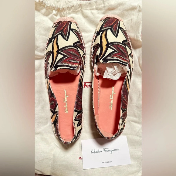 New Salvatore Ferragamo Sue Espadrille Flat Size 6.5 - Picture 5 of 16